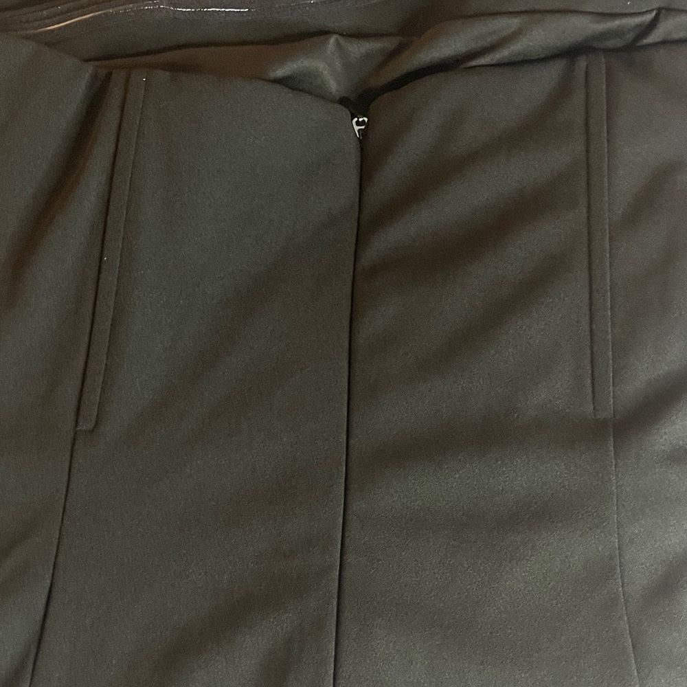 New York & Company Black strapless Dress with Cream Cascading Rosette- NWT- Larg - Picture 7 of 10